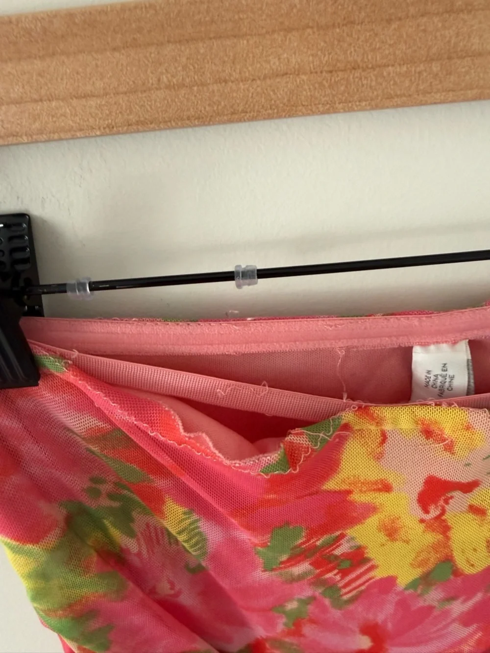 NWT ONLY Pink Floral Ruched Mesh Strapless Dress (size medium) - Picture 7 of 8